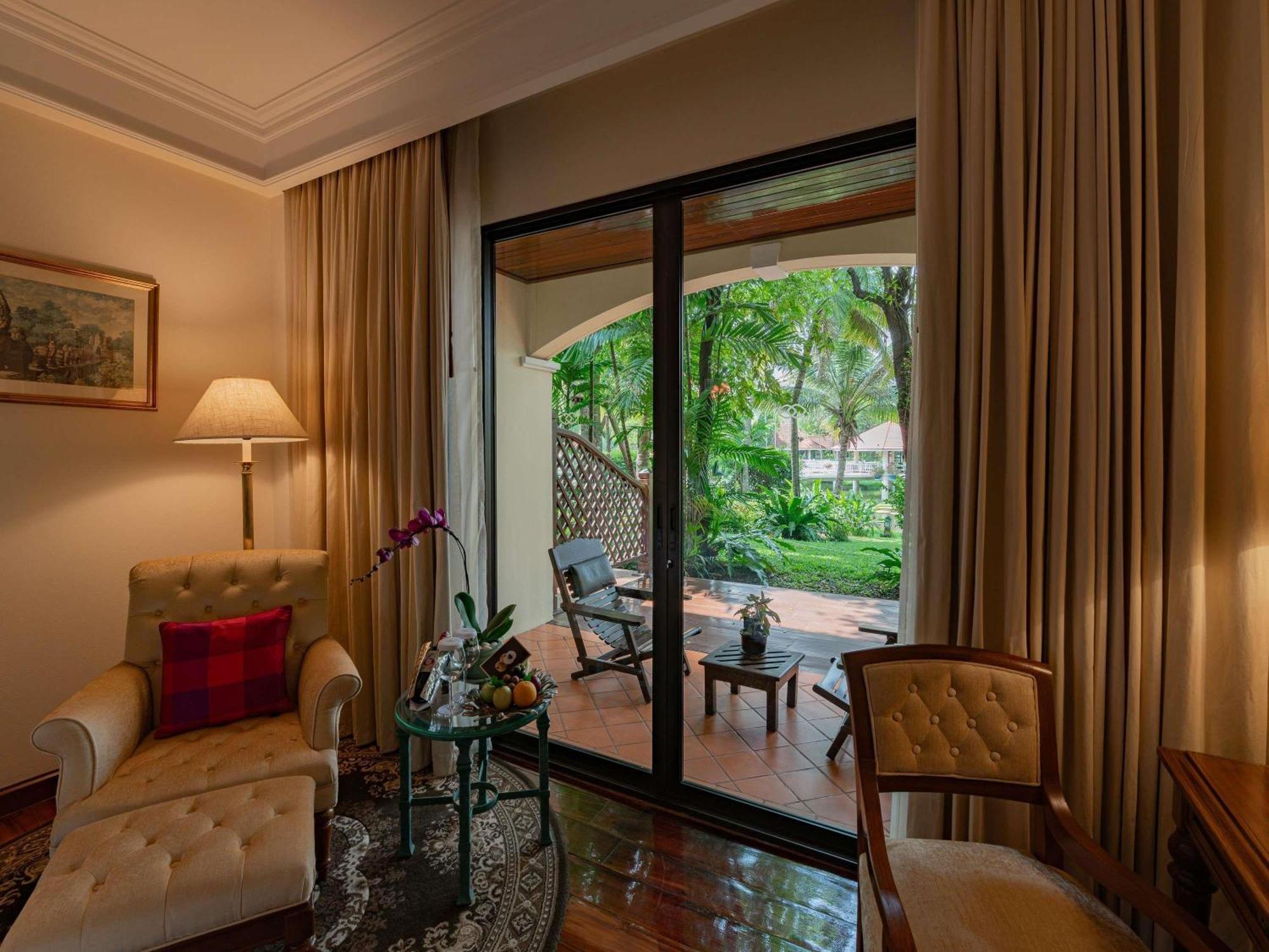 Quarto de Luxo com Cama King-size e Terraço